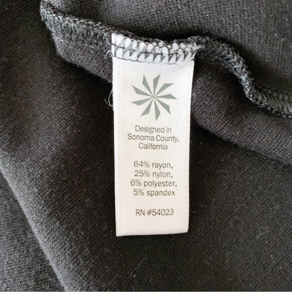 Athleta ponte twill skyose athletic skirt size 6 - Picture 5 of 8